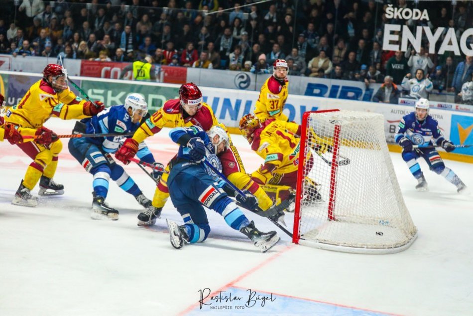 5. predkolo: HK Nitra – HK Dukla Trenčín 5:1 (2:0, 1:1, 2:0)