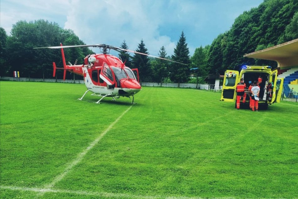 V OBRAZOCH: Pri nehode cyklistu zasahovali leteckí záchranári