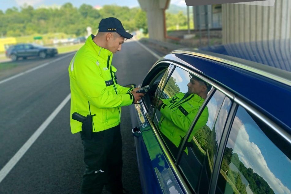 V OBRAZOCH: Celokrajská policajná kontrola odhalila aj previnilcov na motorkách