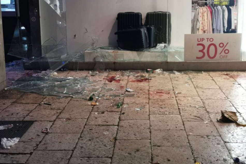Nešťastie pred nočným klubom v Splite