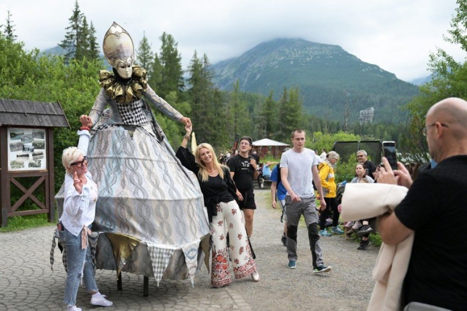 Benátska noc na Štrbskom plese 2024