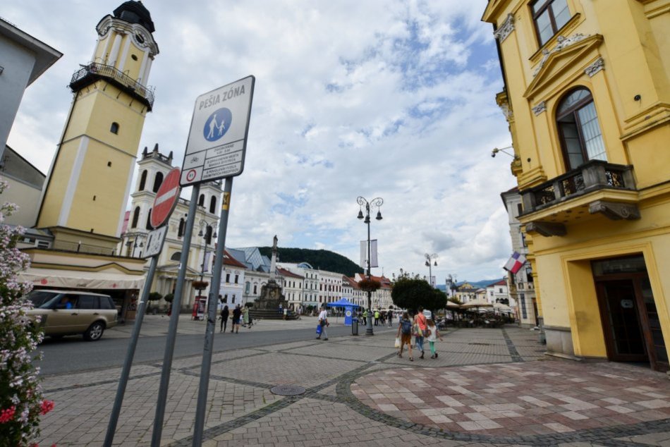 V OBRAZOCH: Banská Bystrica po 10 rokoch chystá zmeny v pešej zóne