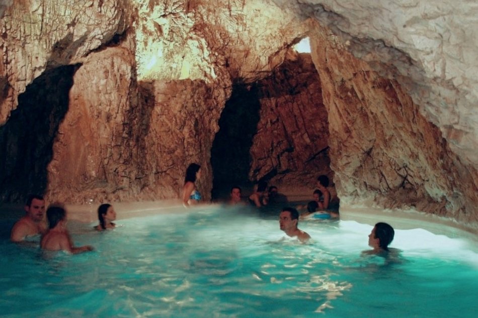 Jaskynné termálne kúpele Miskolctapolca