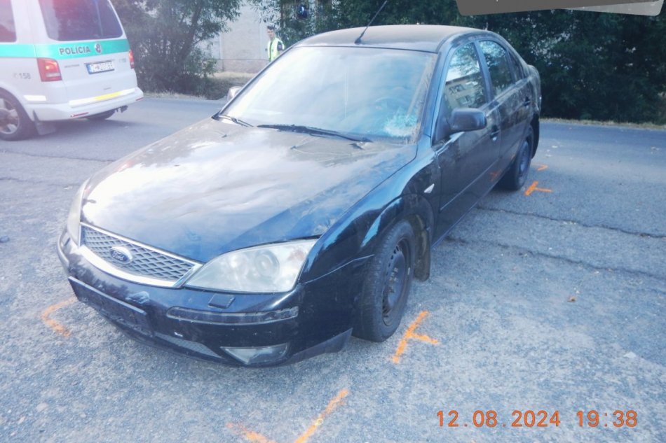 V OBRAZOCH: Pri nehode cyklistu zasahovali leteckí záchranári