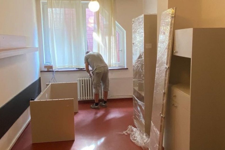 V OBRAZOCH: S presťahovaním psychiatrie pomáhali aj vyliečení pacienti