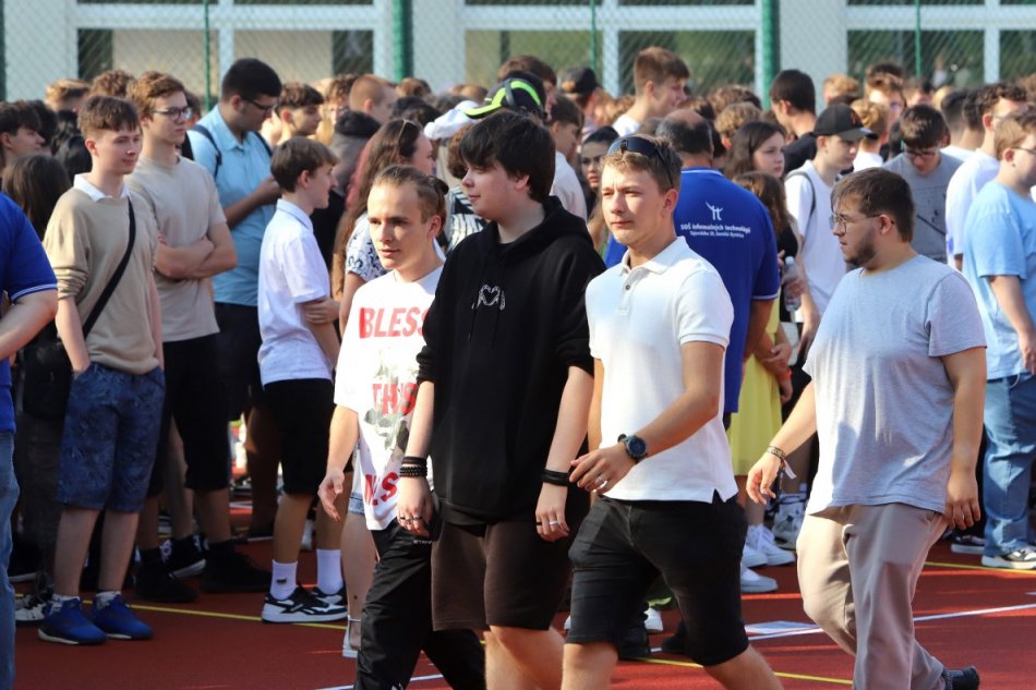 V OBRAZOCH: Otvorenie školského roka na SOŠ IT v Banskej Bystrici