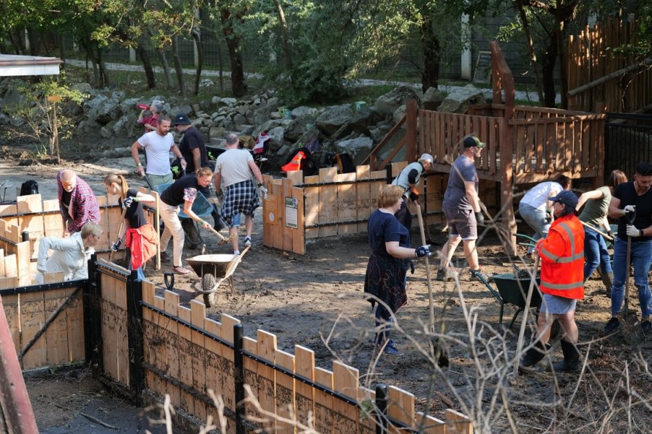 Odstraňovanie následkov povodní v bratislavskej zoo