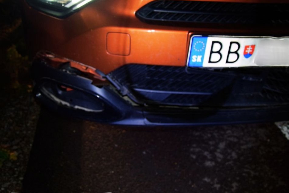 V OBRAZOCH: Pred vodiča spadlo kreslo