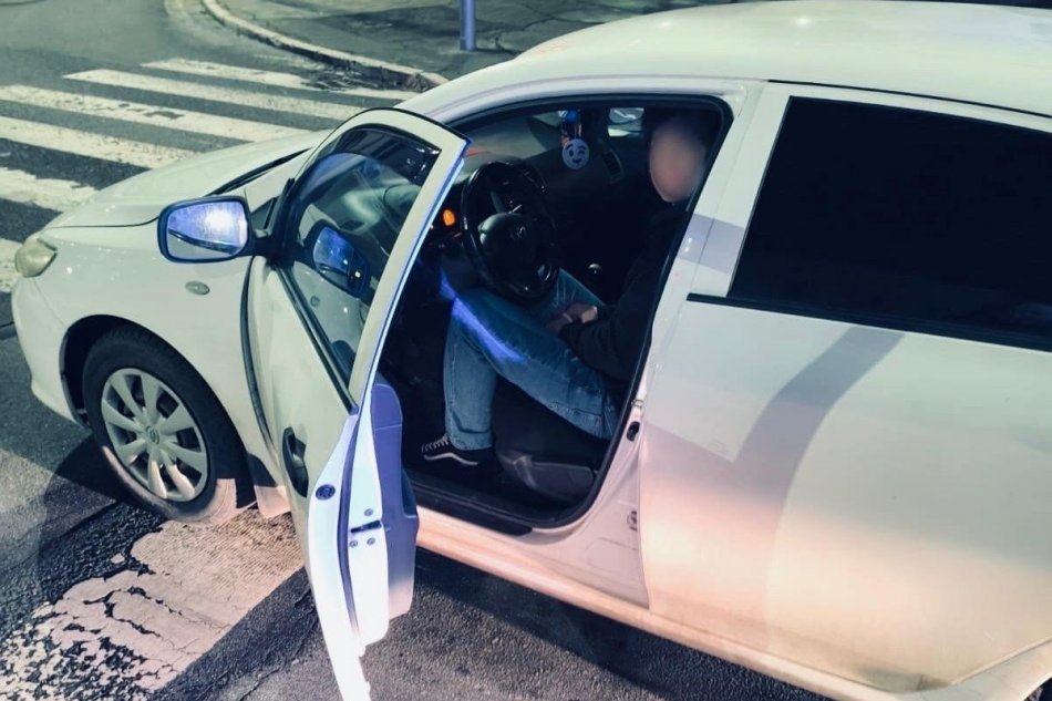 Zaspal na križovatke