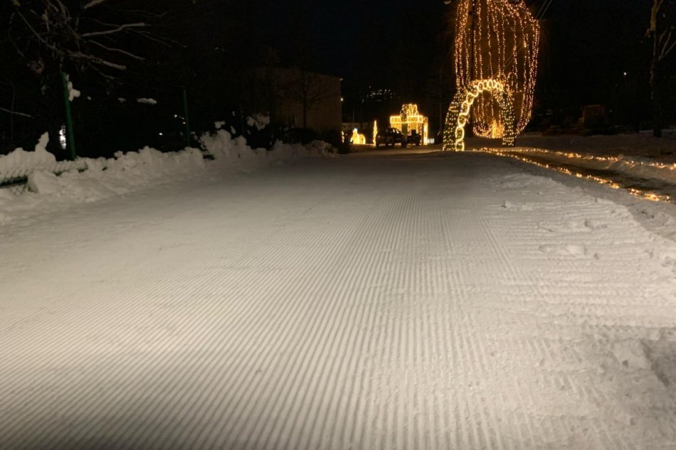 V OBRAZOCH: Na kúpalisku otvorili veľký bežkársky okruh