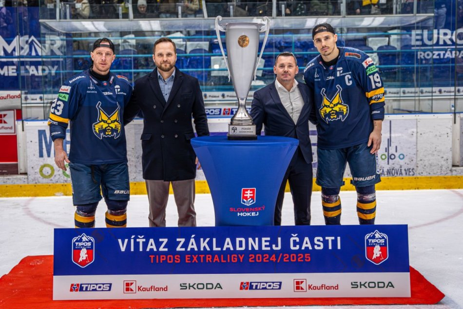 Oslavy triumfu Spišiakov v hokejovej základnej časti