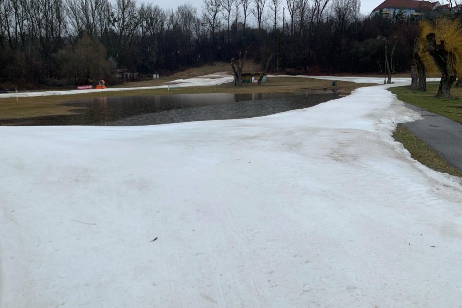 V OBRAZOCH: Bežkársky okruh počas dažďov