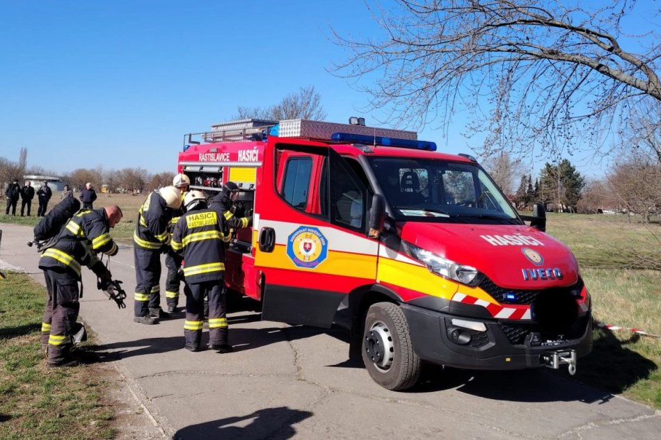 Taktické cvičenie hasičov v novozámockej nemocnici