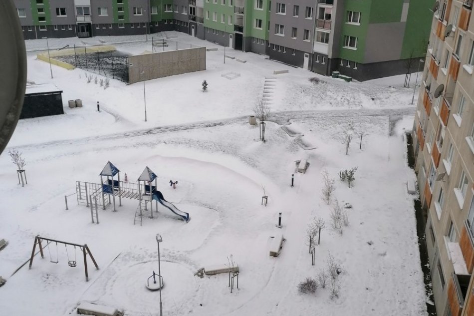 Časť Slovenska sa prebudila do bieleho rána