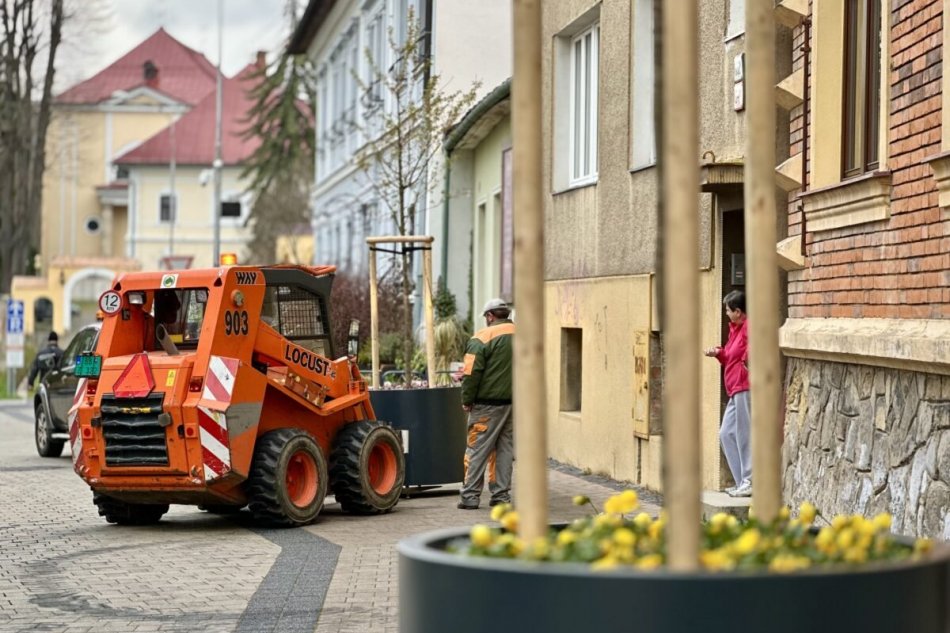 V OBRAZOCH: Lazovná ulica bude zelenšia