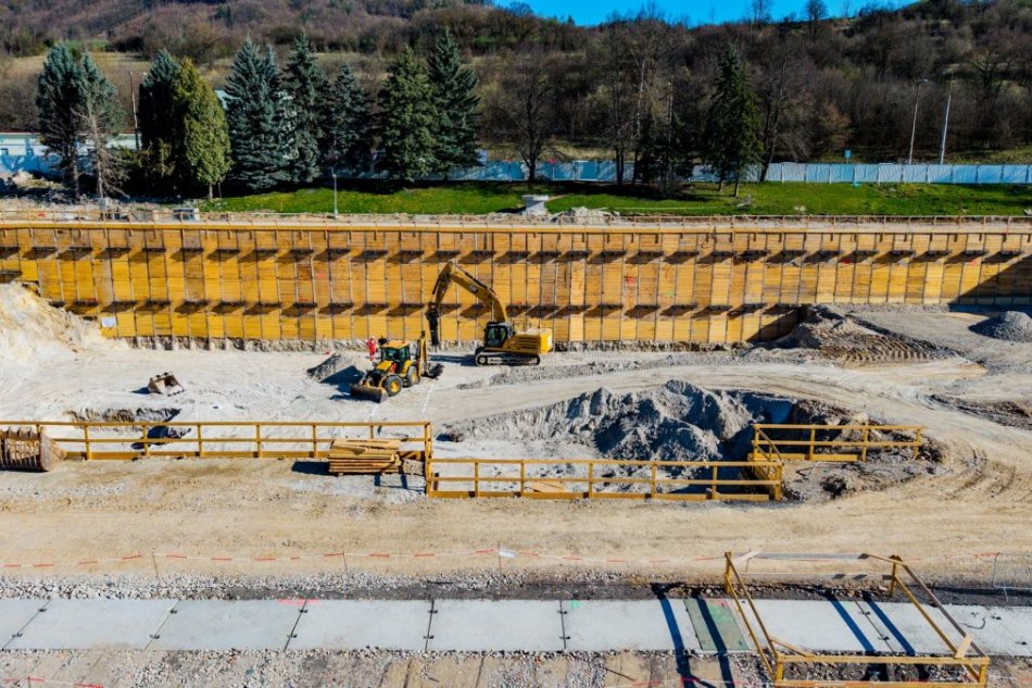 V OBRAZOCH: Výstavba novej nemocnice pokročila