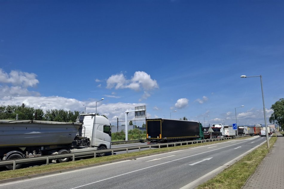 Kolóny kvôli opravám chodníkov v Prešove