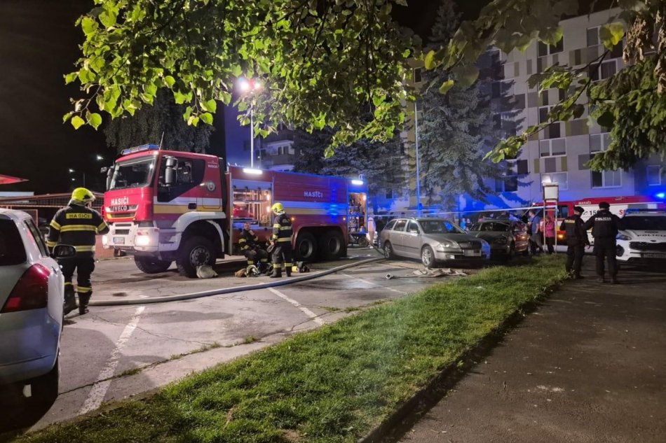 V OBRAZOCH: Požiar v paneláku si vyžiadal evakuáciu