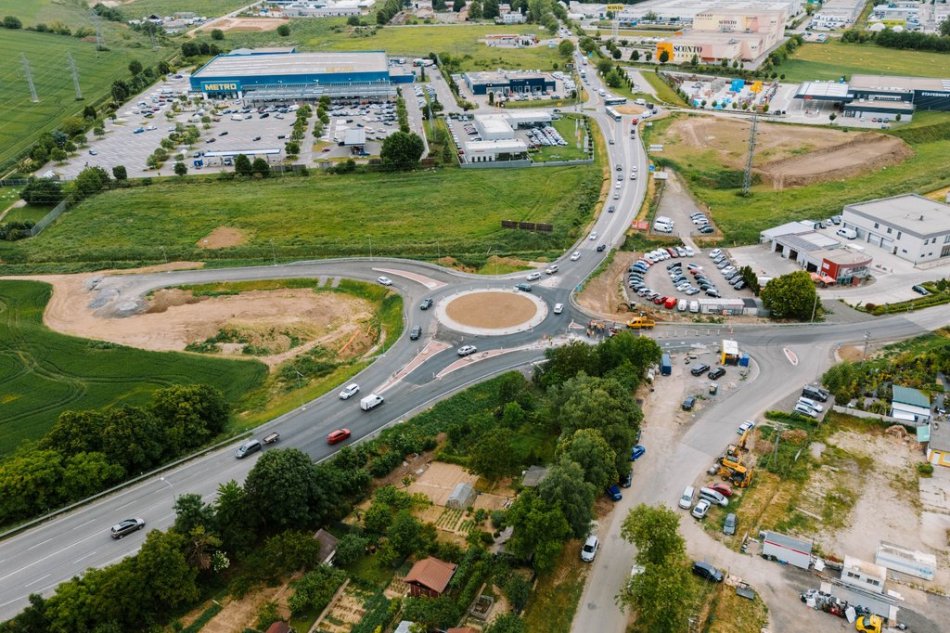 Nový kruháč v Nitre - takto postupuje stavba