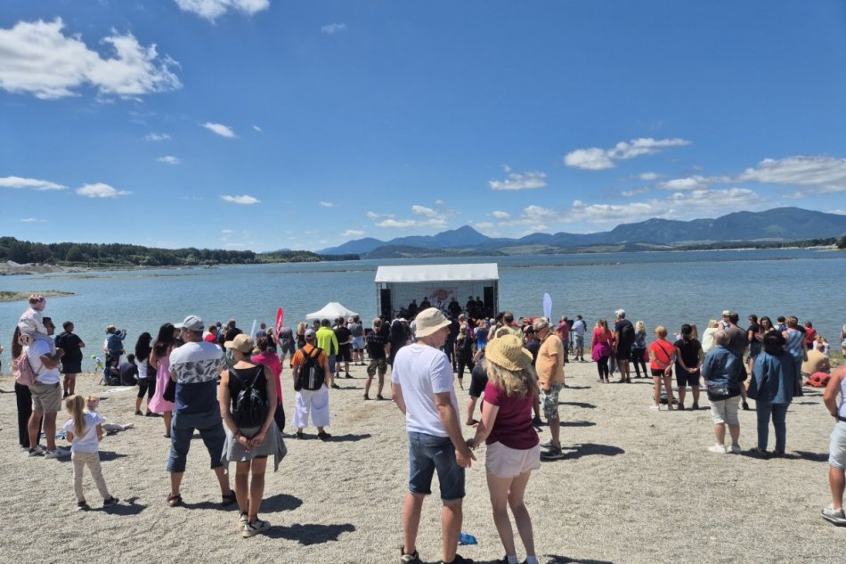 V Liptovskom Mikuláši otvorili mestskú pláž