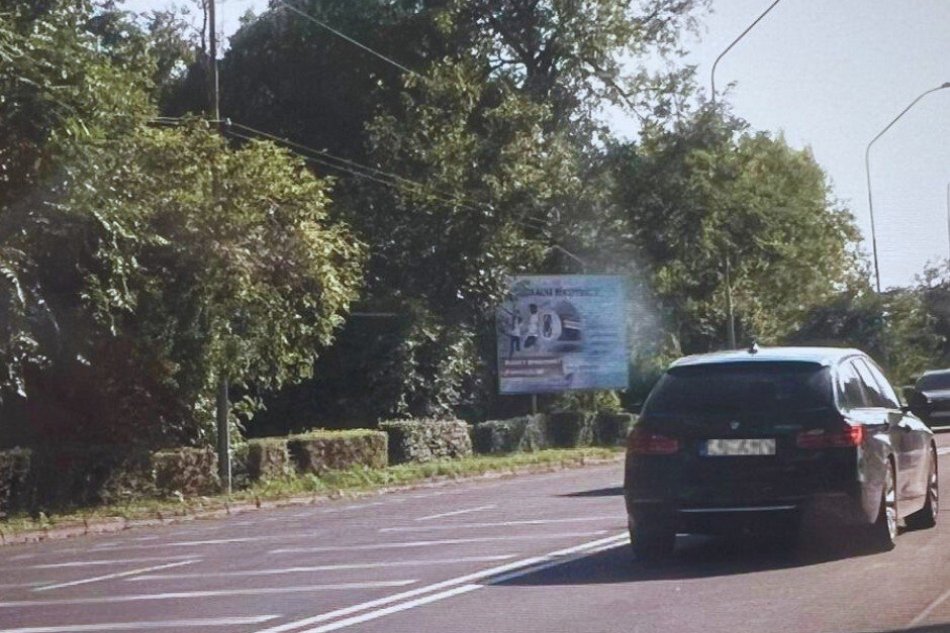 V OBRAZOCH: Vodič aj motorkár v Lučenci poriadne dupli na plyn
