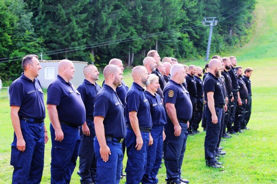 V OBRAZOCH: Spoločné cvičenie kynológie a hipológie
