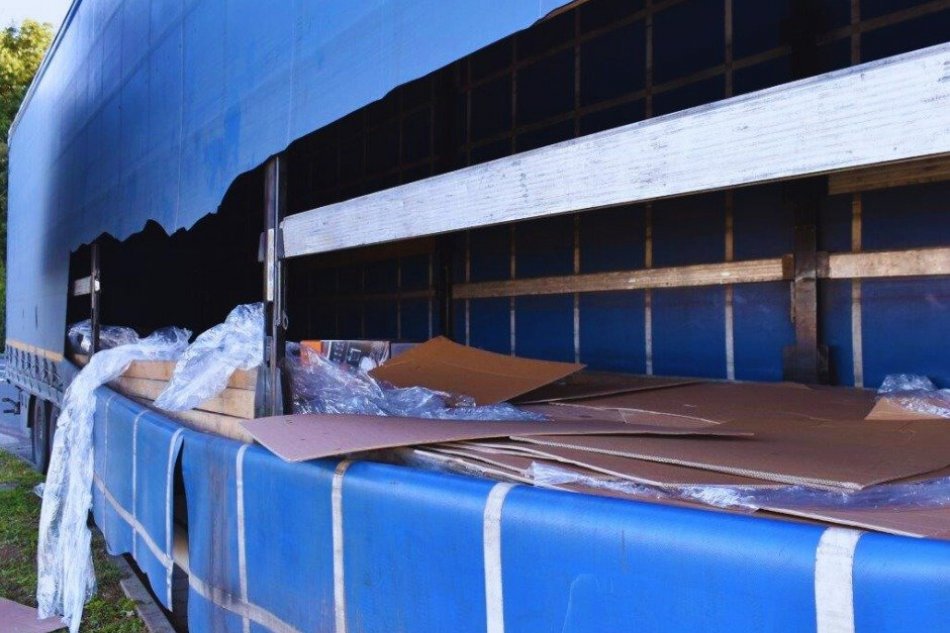 V OBRAZOCH: Policajti odhalili kávový podvod kamionistu