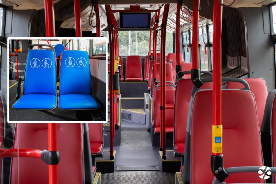 Staré čalúnenie v trolejbusoch vymieňajú za nové