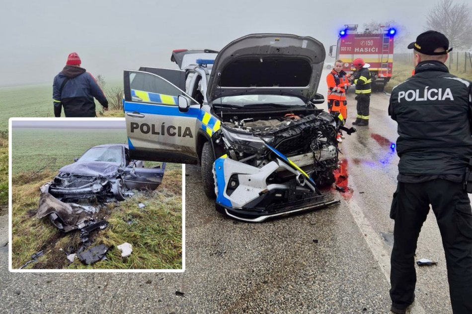 Čelná zrážka policajného auta