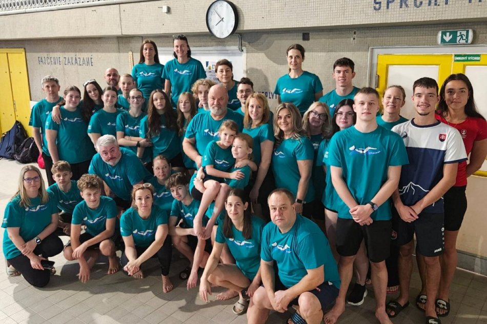 V OBRAZOCH: Vo Zvolene plavci spojili sily, aby pomohli malej Natálke