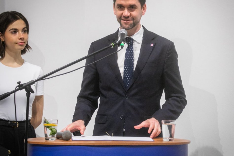 V OBRAZOCH: Predseda BBSK Ondrej Lunter ocenil 11 výnimočných osobností kraja