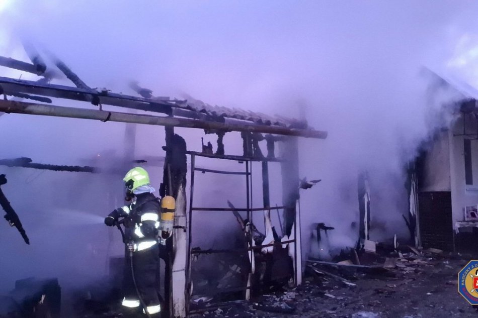V OBRAZOCH: Požiar rodinného domu v obci Kociha
