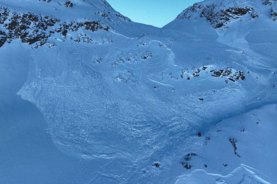 Lavína vo Švajčiarsku zasypala Slovákov