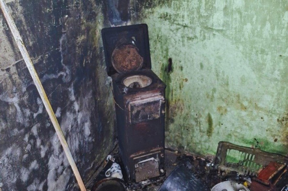 Pri požiari sa zranili dve osoby