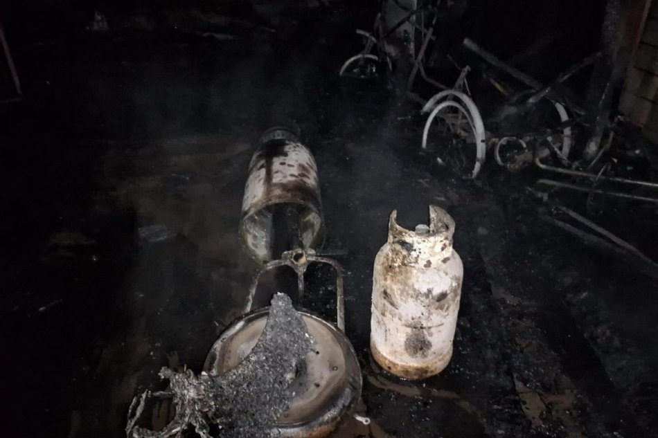 Nočný požiar rodinného domu