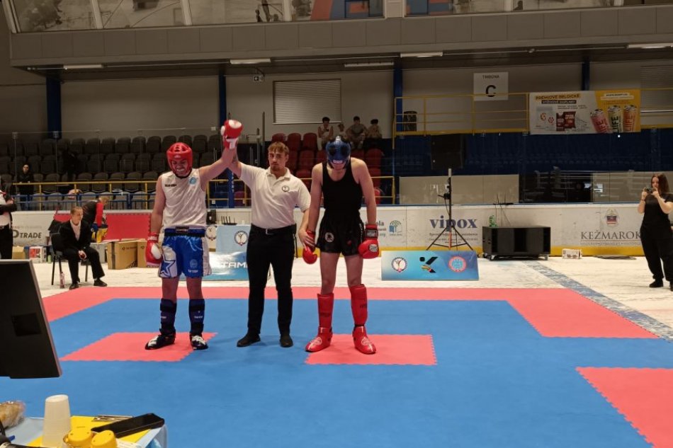 V OBRAZOCH: Úspech kickboxerov z Erawan gymu