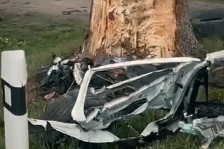 V OBRAZOCH: Pri tragickej nehode vyhasol život mladého muža