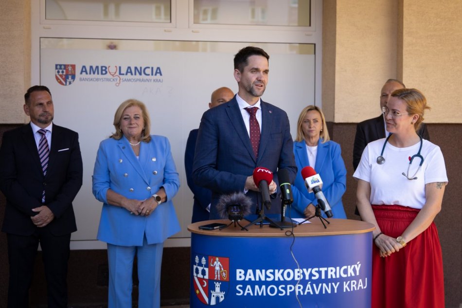 V OBRAZOCH: BBSK otvoril v Žiari nad Hronom už 14. krajskú ambulanciu