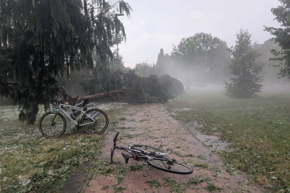 Ničivá sila búrky v Prešove narobila škody