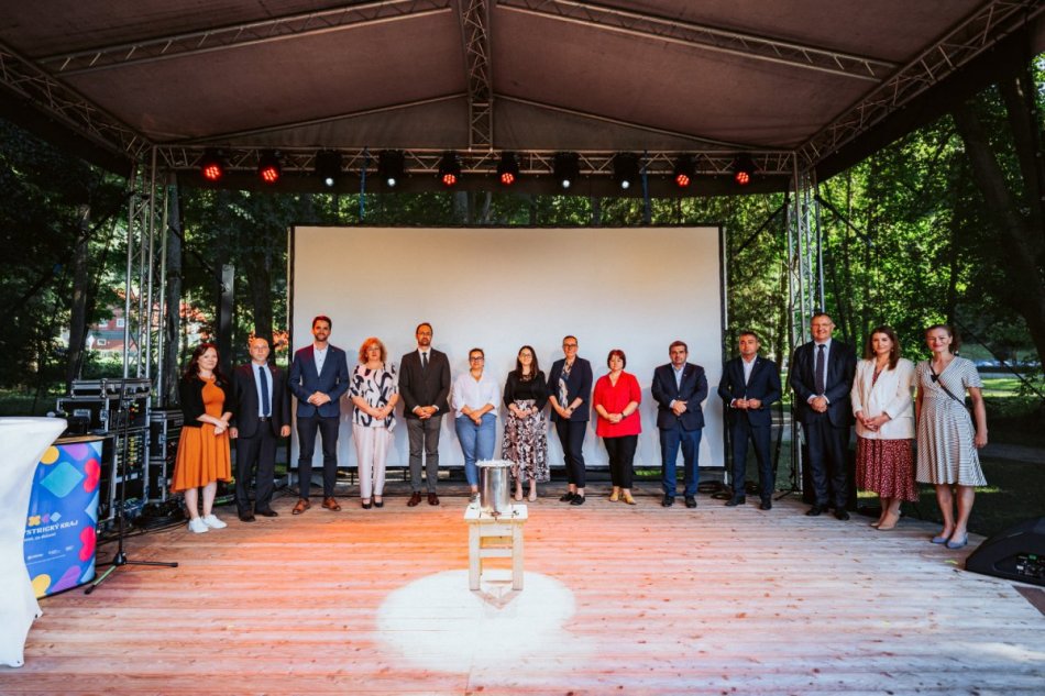 V OBRAZOCH: Tlačové správy Coburgovský park v Pohorelskej Maši opäť ožil
