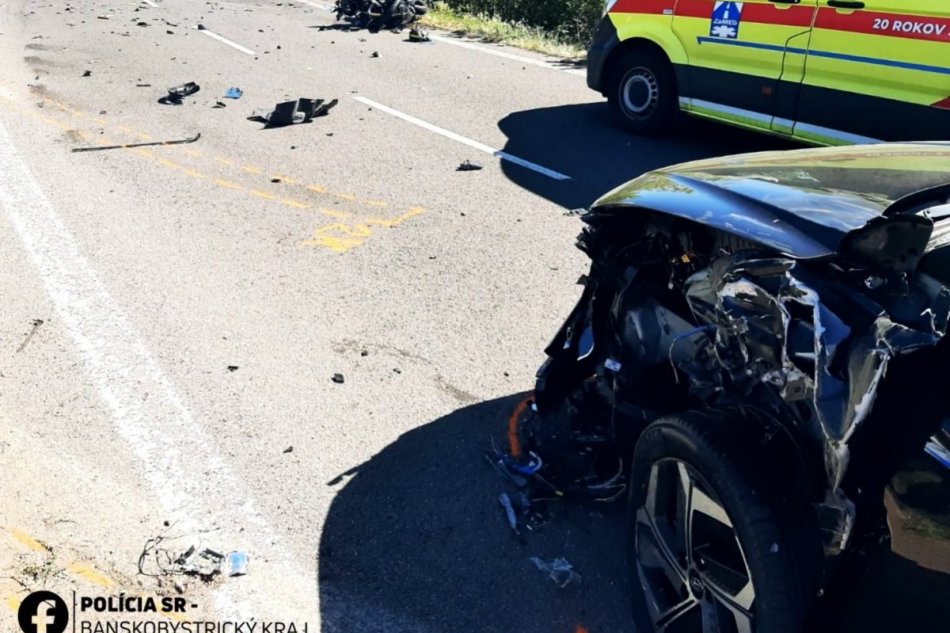 V OBRAZOCH: Zábery z miesta tragickej nehody motorkára na juhu Slovenska