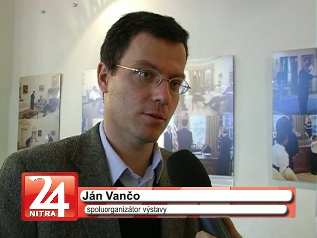 „BARACK OBAMA, Človek • prezident“