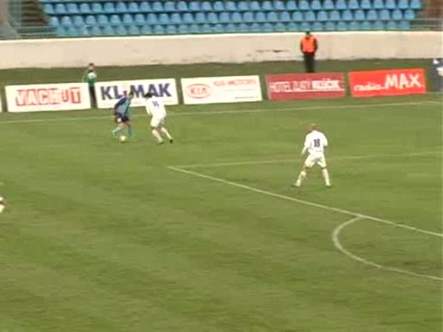 Futbal: Dubnický Jánošík ozbíjal Nitru o všetky body