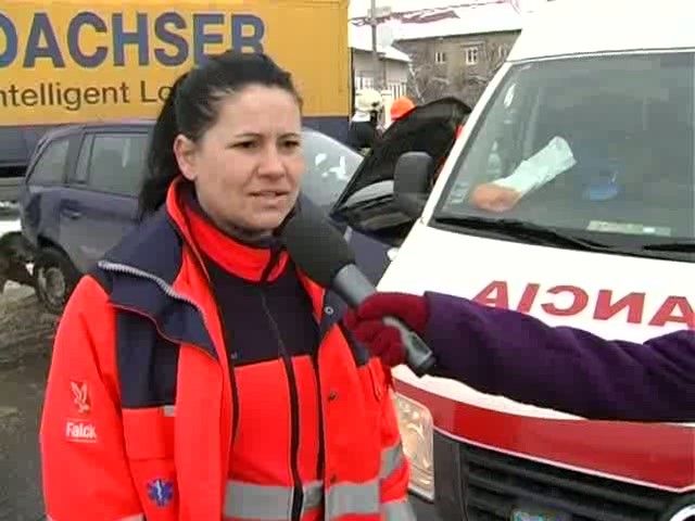 Auto skončilo v sanitke