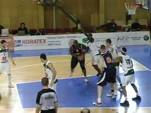 Nitra v Pezinku neuspela a prehráva v sérii 1:2