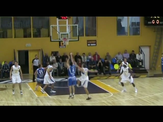 Basketbalisti Svitu si vo výbornej atmosfére doma poradili so Žilinou