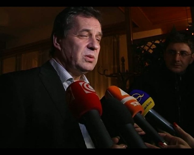 Dvonč "študoval" programy protikandidátov