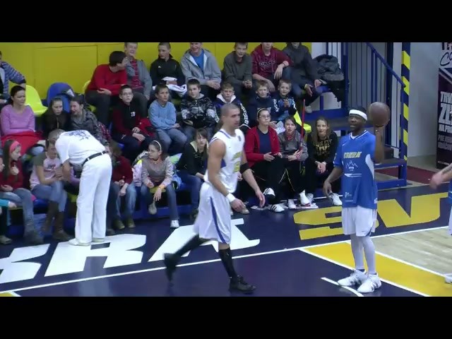 Iskra bavila basketbalom