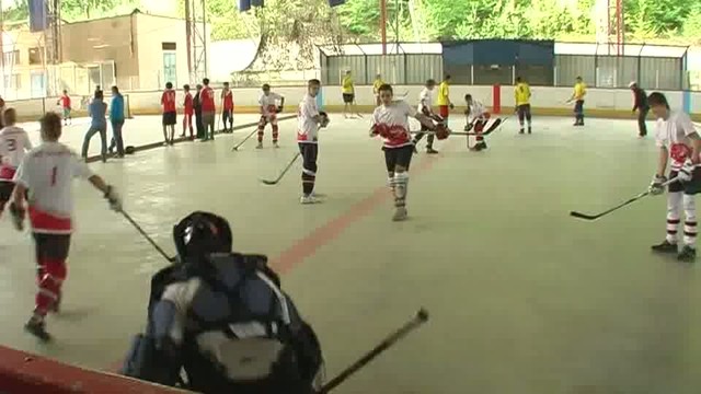 V krajskom kole v hokejbale zvíťazili Bystričania