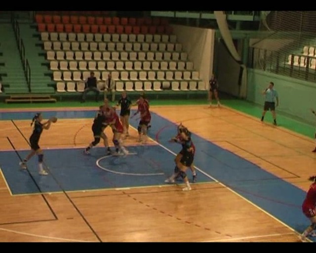 Favorit dal hádzanárkam zabrať